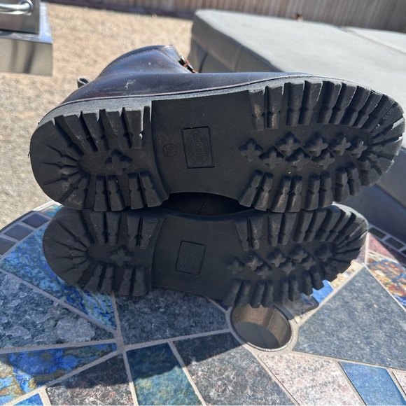 Rugged Outback Black Hiking Boots with Brown Laces 9.5 - Picture 9 of 10